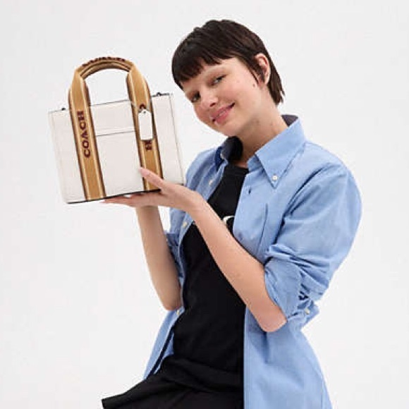 NWT | Coach Smith Tote Bag 24 in Chalk Multi - Picture 2 of 16